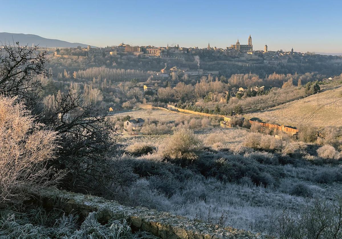 Segovia amanece tiritando de frío El Norte de Castilla Segovia amanece tiritando de frío El Norte de Castilla